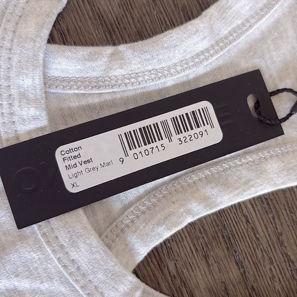 NWT [Oner Active] Fitted Racerback Cropped Light Grey Tank Top Women’s X-Large - Picture 11 of 15